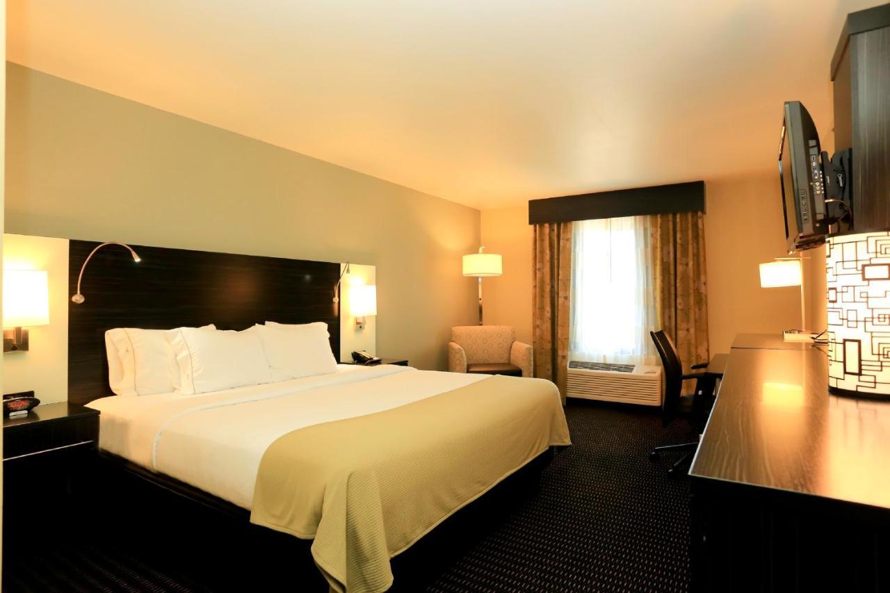 Holiday Inn Express & Suites Marion Northeast By Ihg Экстерьер фото