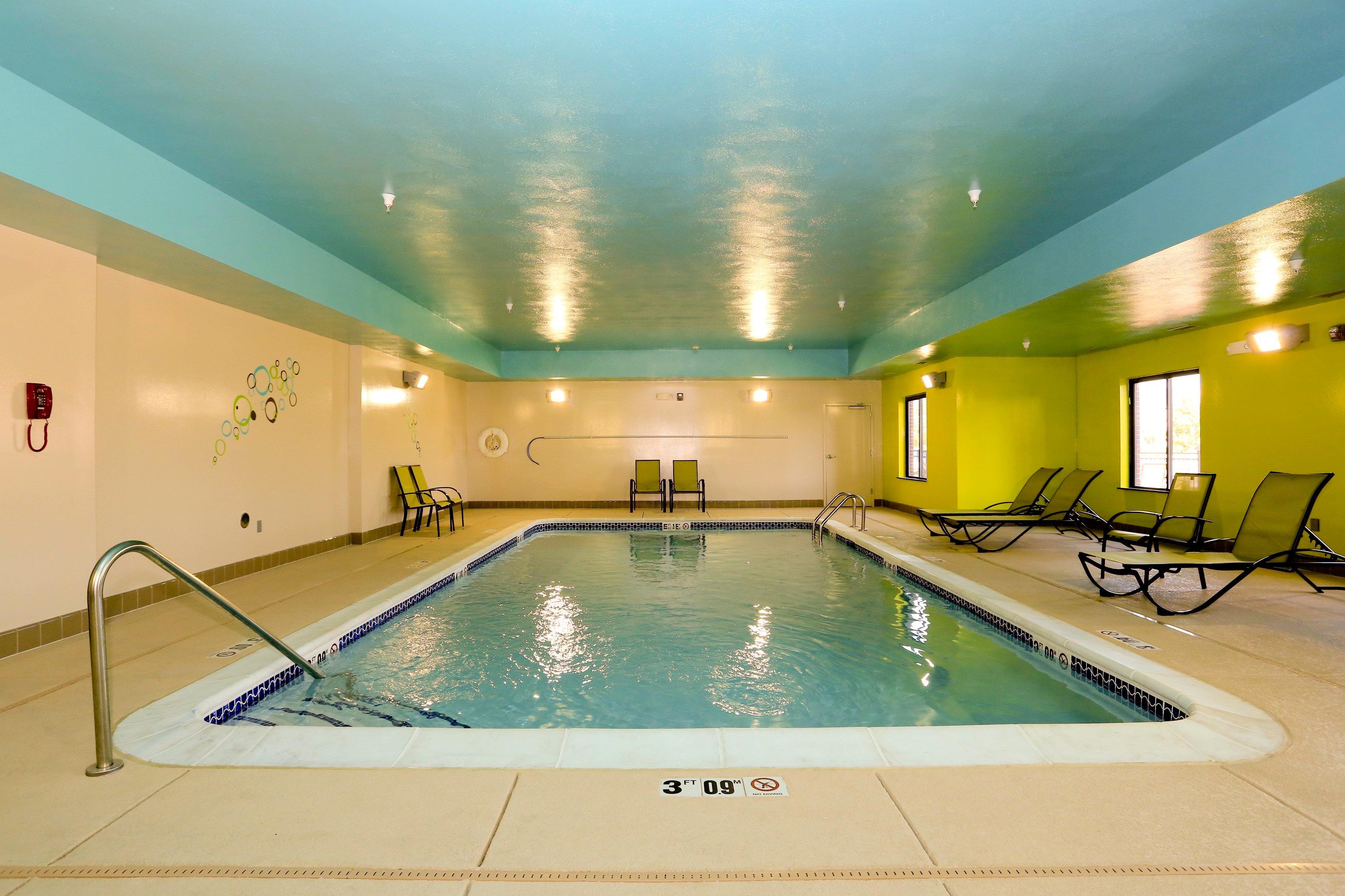Holiday Inn Express & Suites Marion Northeast By Ihg Экстерьер фото