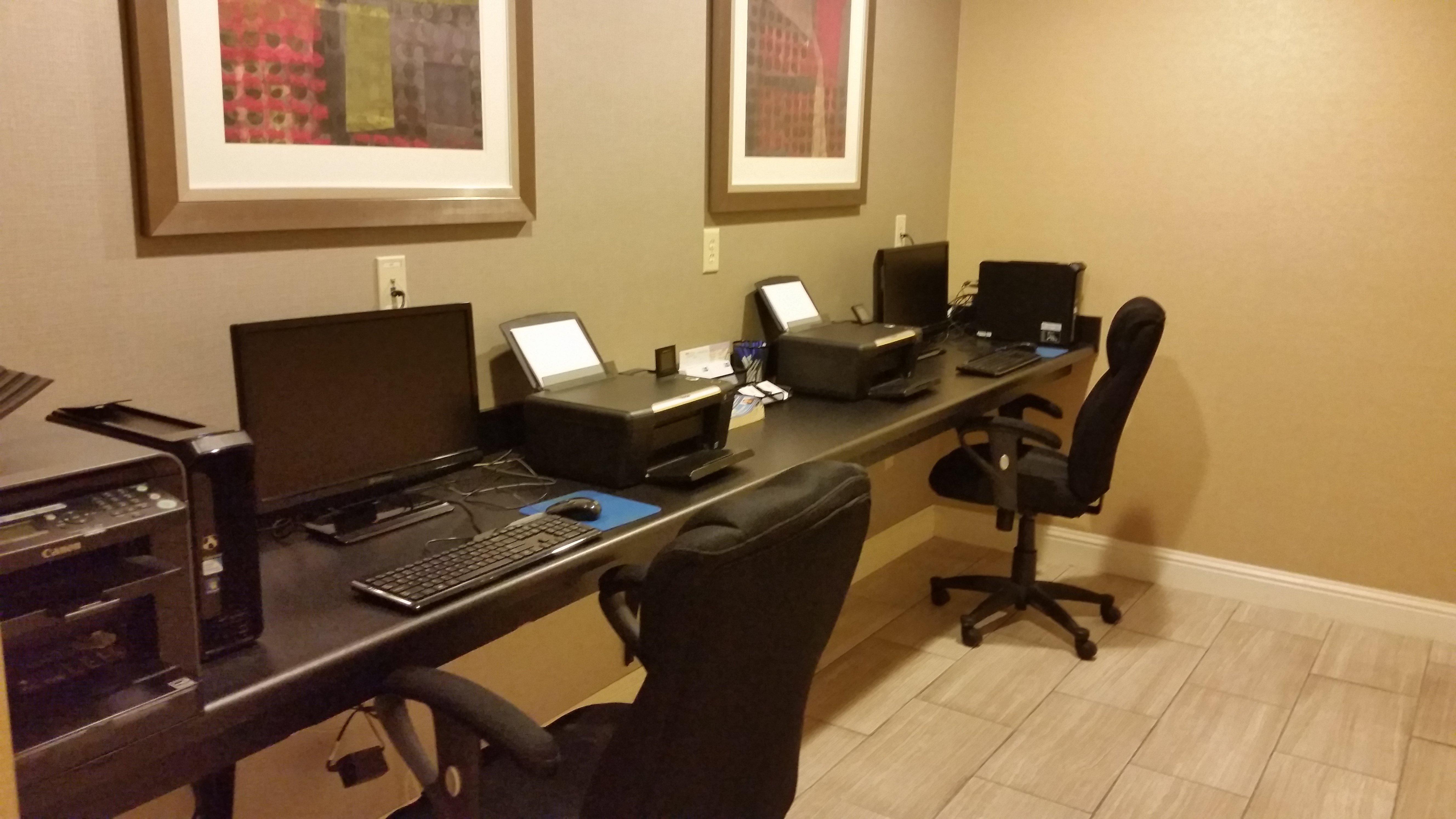 Holiday Inn Express & Suites Marion Northeast By Ihg Экстерьер фото